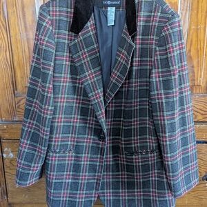 Sag Harbor Women's Plaid Blazer - Red, Green, and Black